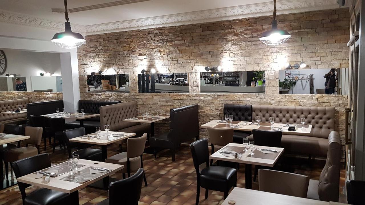 Hotel Restaurant Le Victor Hugo แซงต์-ฟัว-ลา-กรองด์ ภายนอก รูปภาพ